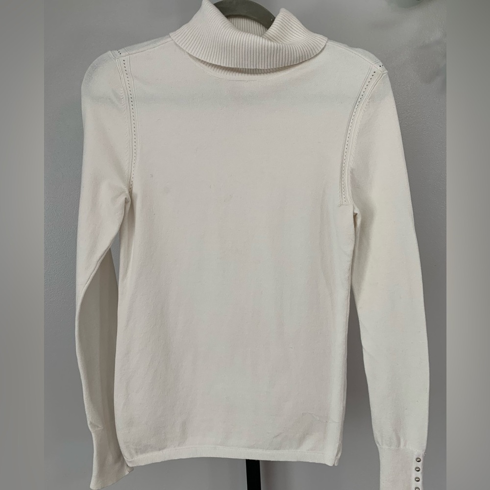 White House Black Market Turtleneck Sweater - Picture 4 of 16